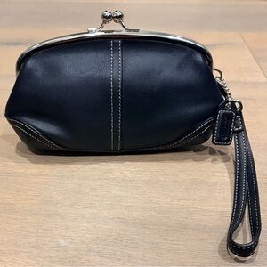 Coach Vintage Soho Framed Kisslock Wristlet Wallet Y2K 2004